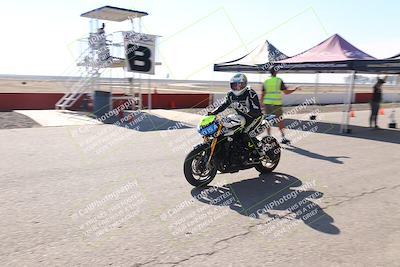 media/Nov-03-2025-Lets Ride (Mon) [[4d74c1c4d3]]/B Group/Grid/